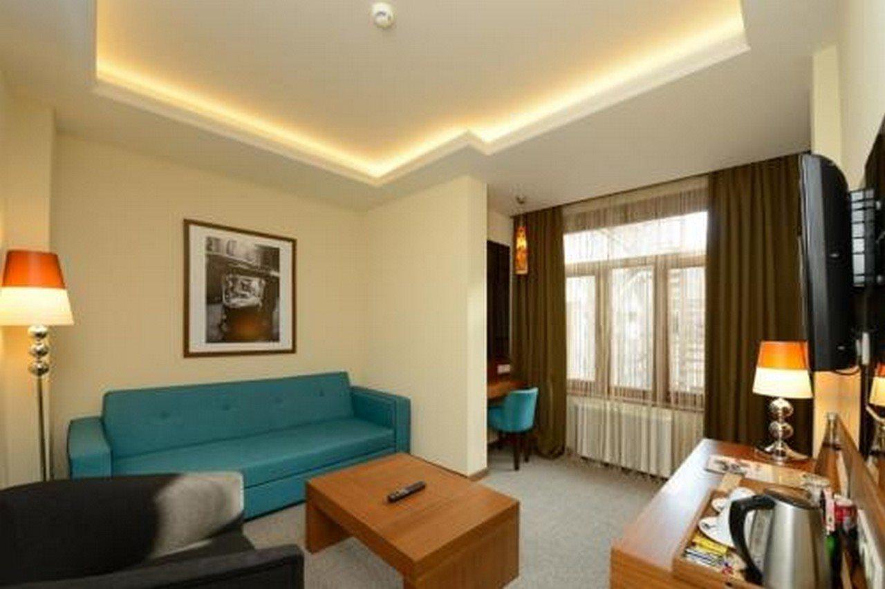 Collage Pera Hotel Istanbul Eksteriør billede