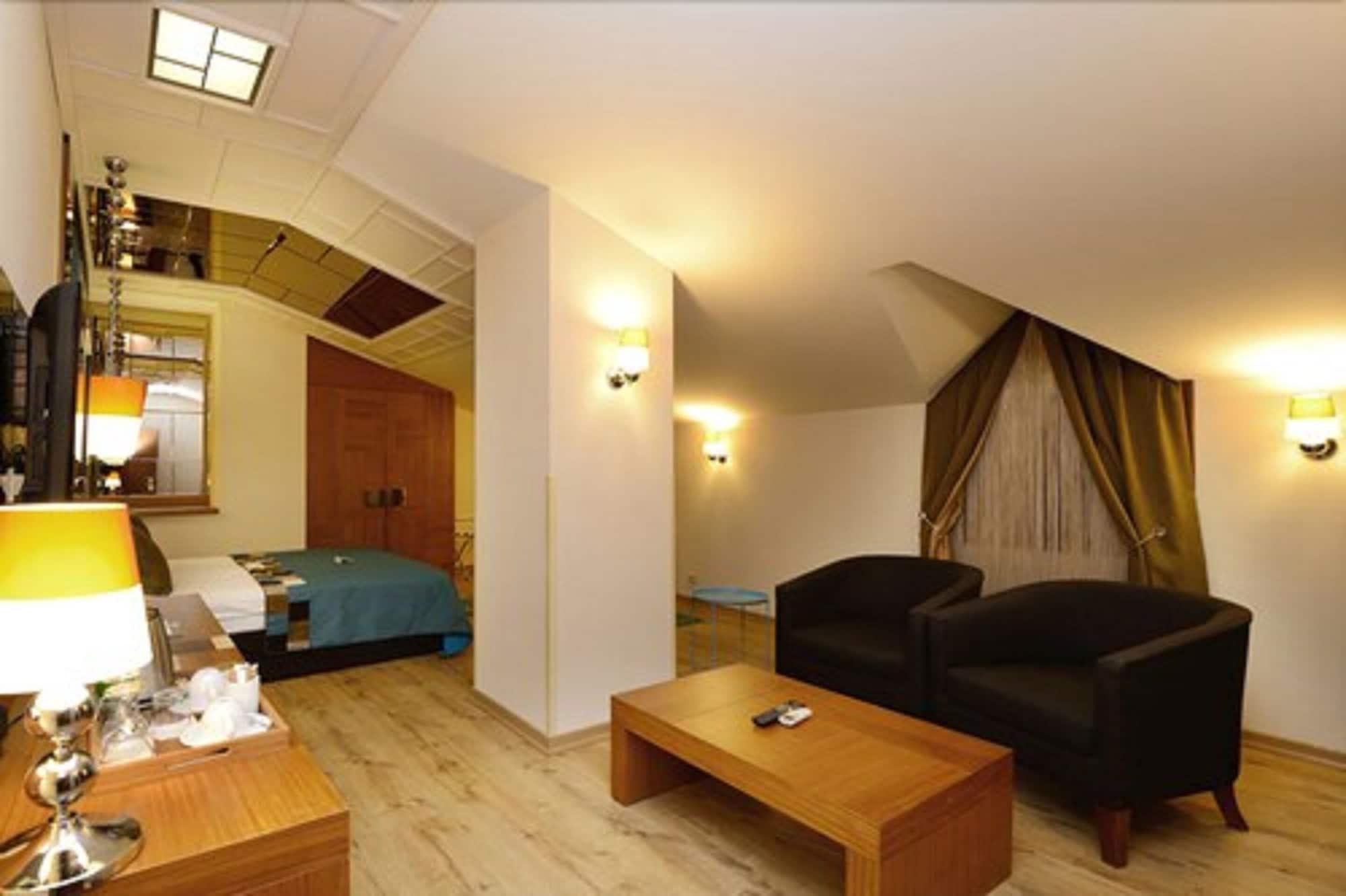 Collage Pera Hotel Istanbul Eksteriør billede